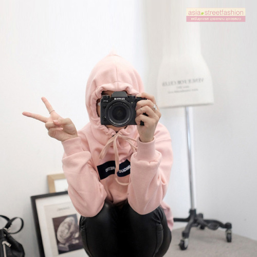 เสื้อกันหนาวฮู้ดดี้ แฟชั่นเกาหลี สีชมพู น่ารักมากจ้า ผ้าเนื้อไม่หนาใส่ในไทยได้จ้า พร้อมส่ง งานจริงในภาพสุดท้าย