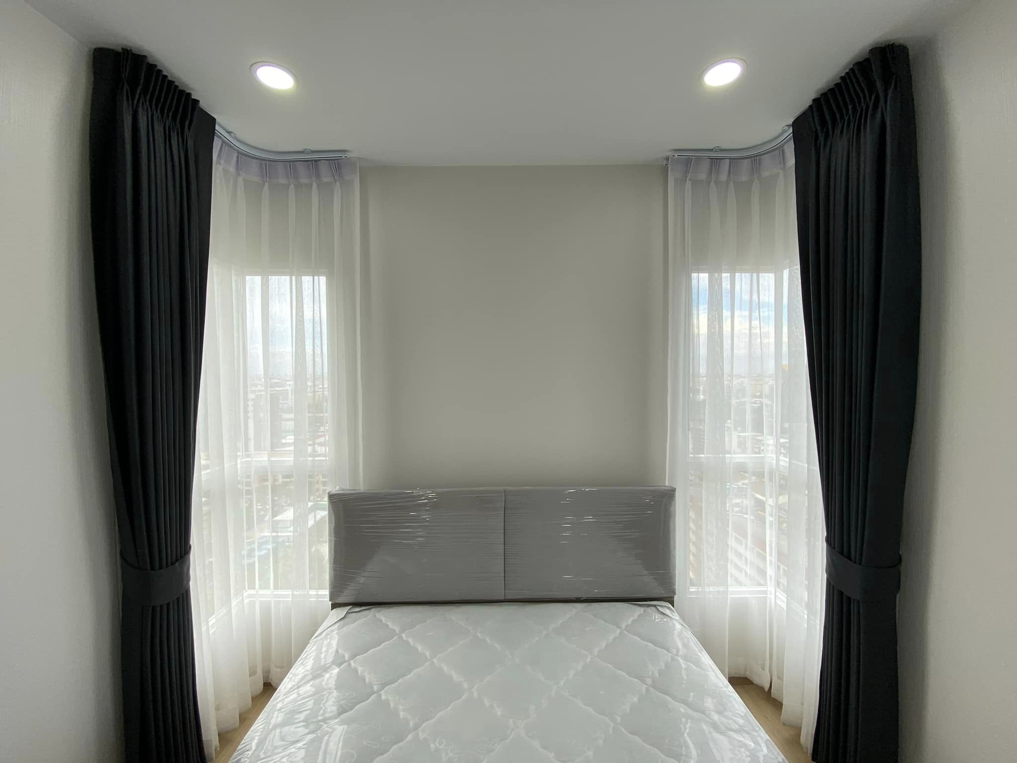 ให้เช่าคอนโด Supalai Veranda Ramkhamhaeng (ศุภาลัย เวอเรนด้า รามคำแหง) - 2 ห้องนอน; 2 ห้องน้ำ; ครัวแยก; ห้องมุม