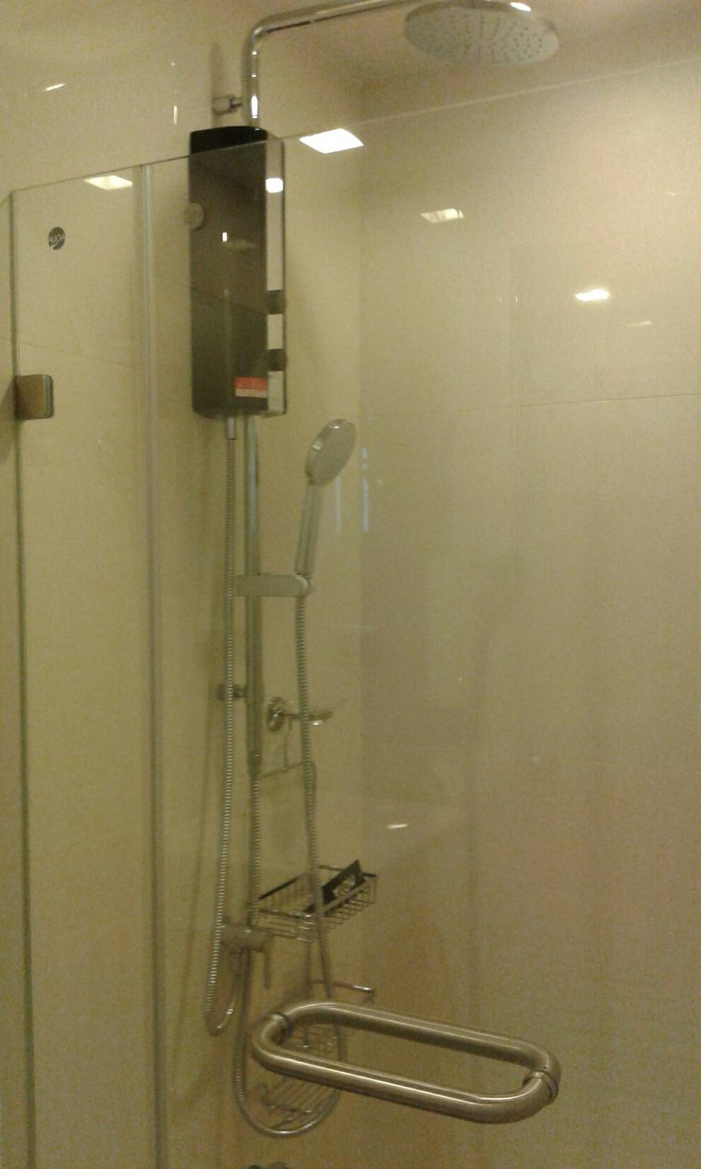 ให้เช่าคอนโด Metro Luxe Rama 4 (เมโทรลักซ์ พระราม 4) แบบสตูดิโอ 1 ห้องน้ำ เนื้อที่ 25 ตรม ชั้น 5