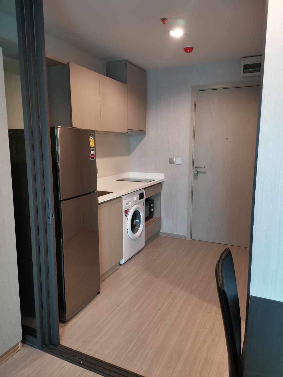 ให้เช่าคอนโด Life Ladprao (ไลฟ์ ลาดพร้าว) แบบ Studio ชั้น 15 ห้องเป็นแบบ ขนาด 28.06 ตารางเมตร