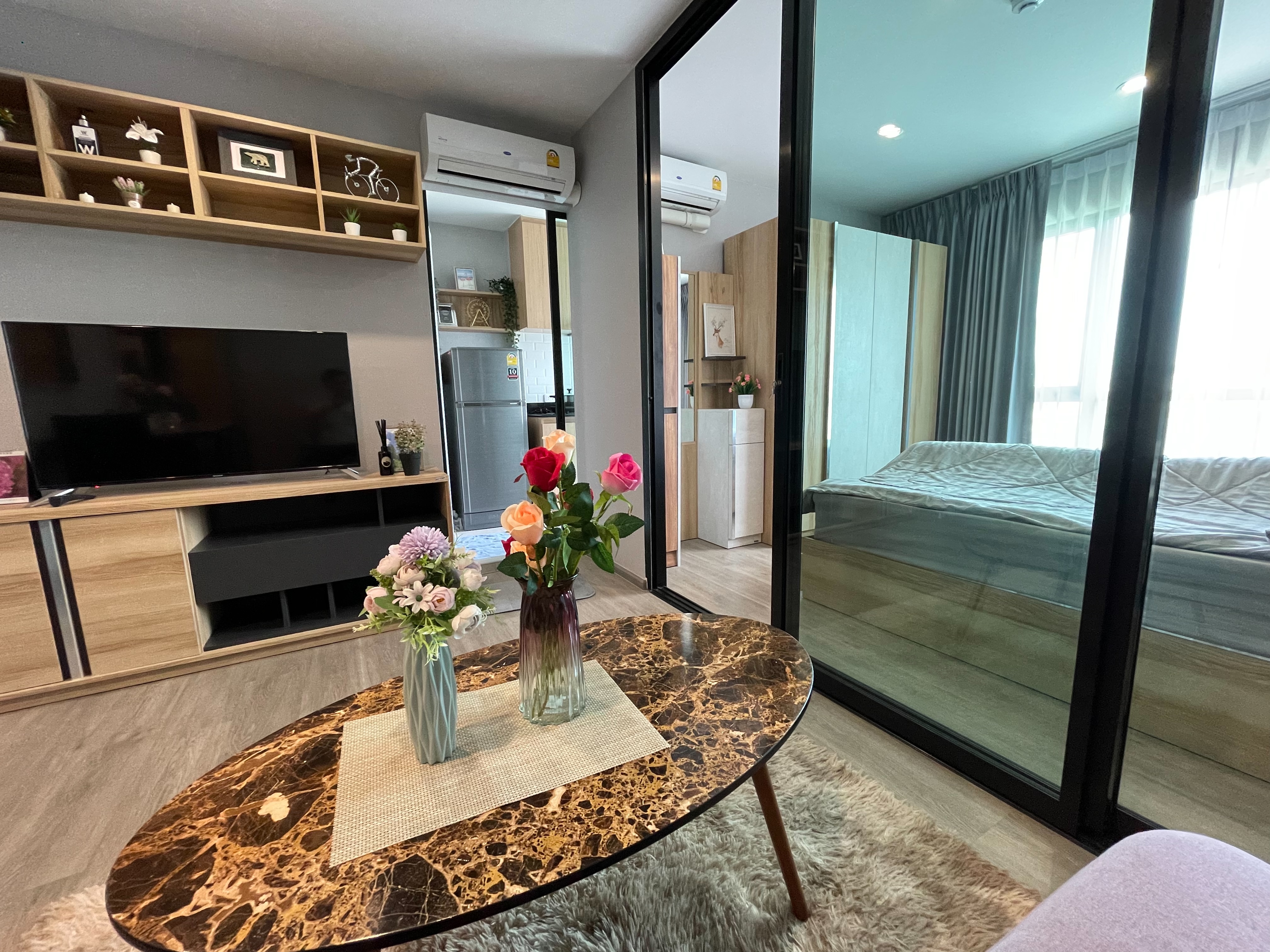 ให้เช่าคอนโด Reach Phaholyothin 52 ห้องหน้ากว้าง ชั้น 5 อาคาร A วิวเมือง