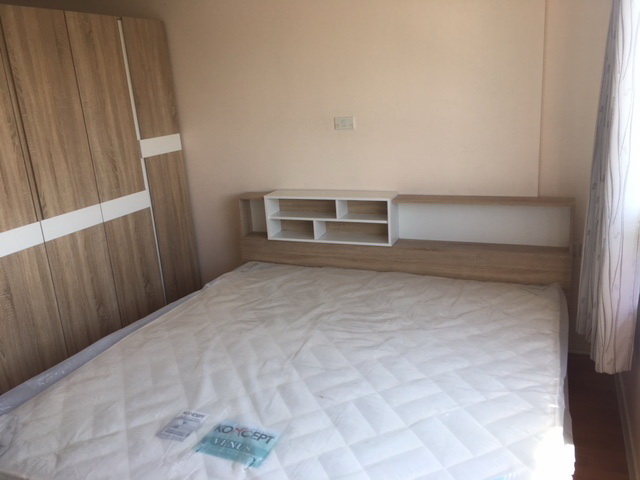 ให้เช่า / ขาย คอนโด Lumpini Ville Cultural Center (ลุมพินี วิลล์ ศูนย์วัฒนธรรม) ห้องสตูดิโอ 30 ตรม. ชั้น 6 อาคาร D1 เฟอร์และเครื่องใช้ไฟฟ้าใหม่เอี่ยม