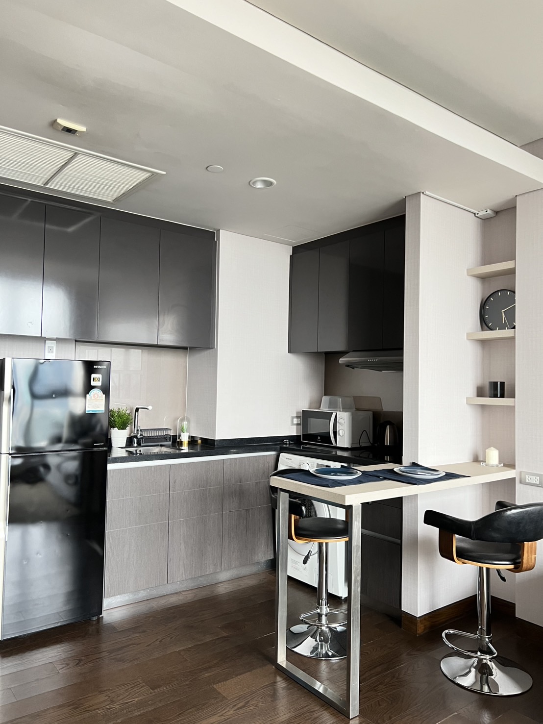 🏢 ให้เช่าคอนโด เดอะลุมพินี สุขุมวิท 24 (The Lumpini Sukhumvit 24) 1 ห้องนอน | ชั้น 18 | ขนาด 39 ตร.ม. | ทิศตะวันออก วิวดีมาก