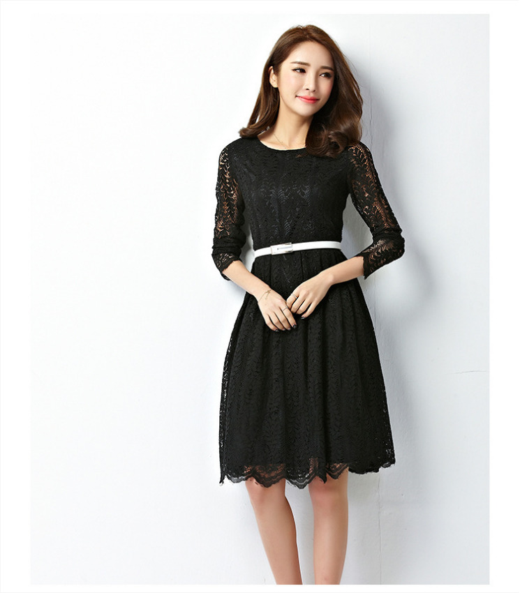 ชุดเดรสลูกไม้สีดำ แขนยาว กระโปรงทรงบาน แฟชั่นสาวออฟฟิศ ลุคเรียบร้อย สวยหวาน ดูดี