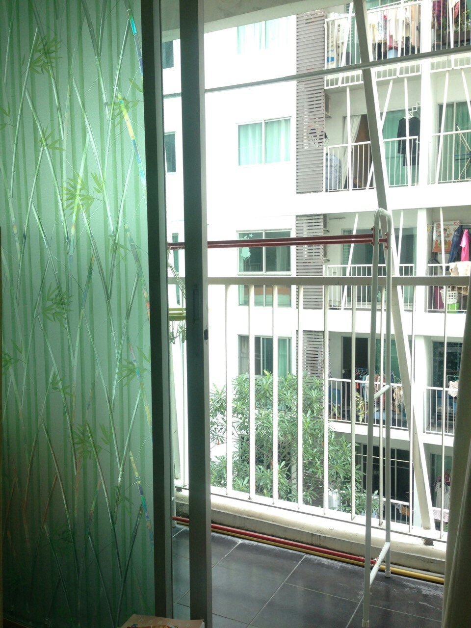 ขายคอนโด เอ สเปช อโศกรัชด-ดินแดง ราคา 2.4 ล้าน พื้นที่ 35 ตร.ม 1 ห้องนอน 1 น้ำ 1 ห้องนั่งเล่น วิวสวน