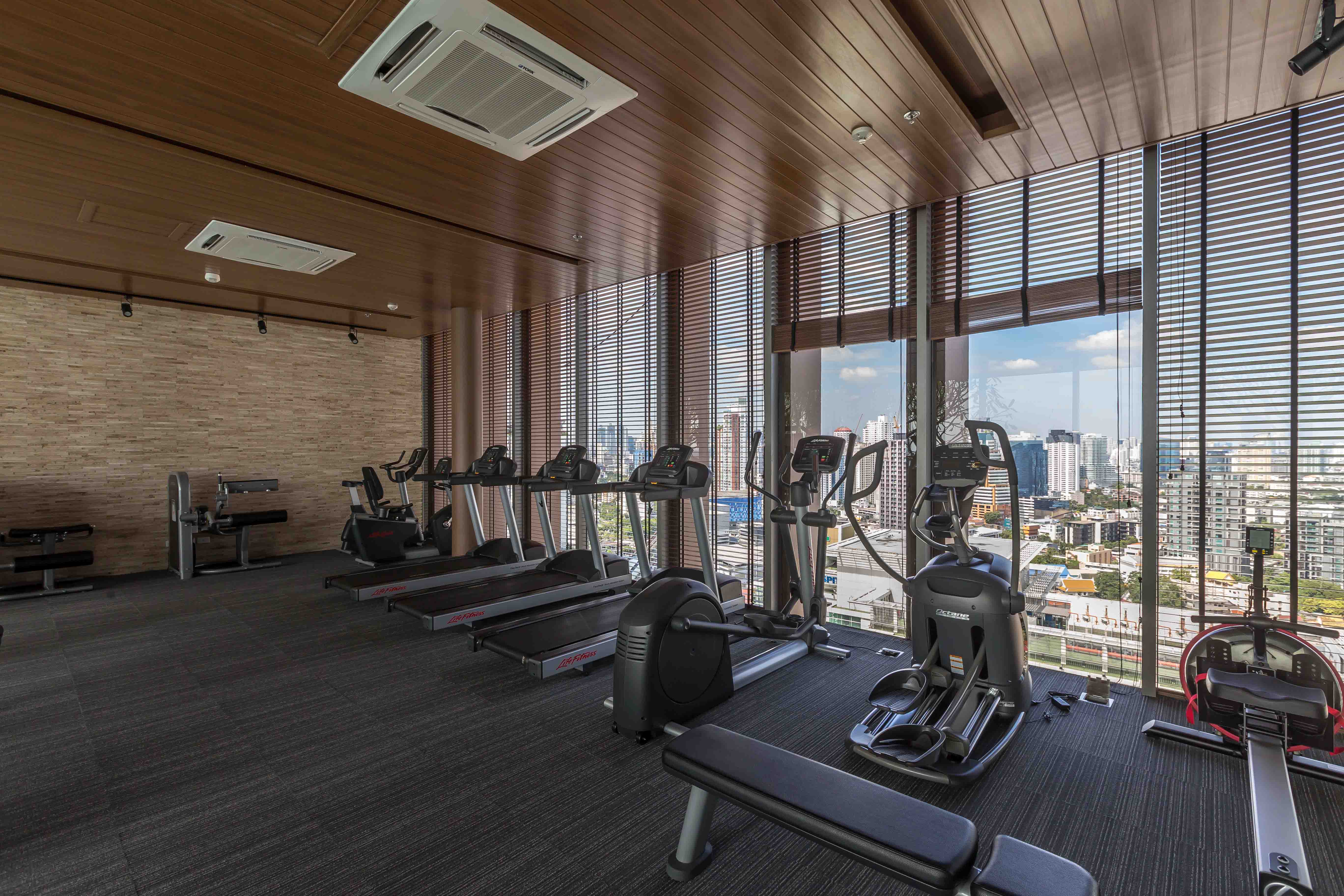 ให้คอนโด The Lofts Ekkamai (เดอะ ล็อฟท์ เอกมัย) 1 ห้องนอน 1 ห้องน้ำ ขนาด 45 ตรม ชั้น 19