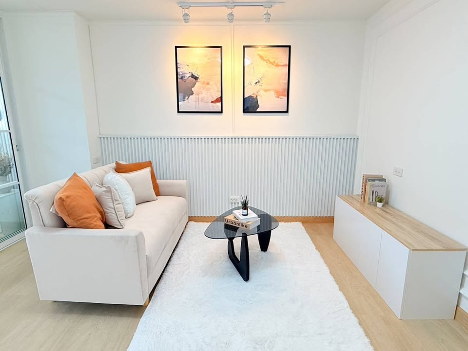 ขายด่วน! ห้องมุมสุดไพรเวท ลุมพินีเซ็นเตอร์ ตึก E – สวยจัด รอเจ้าของที่ใช่! เพียง 1.65 ล้านบาท เท่านั้น!