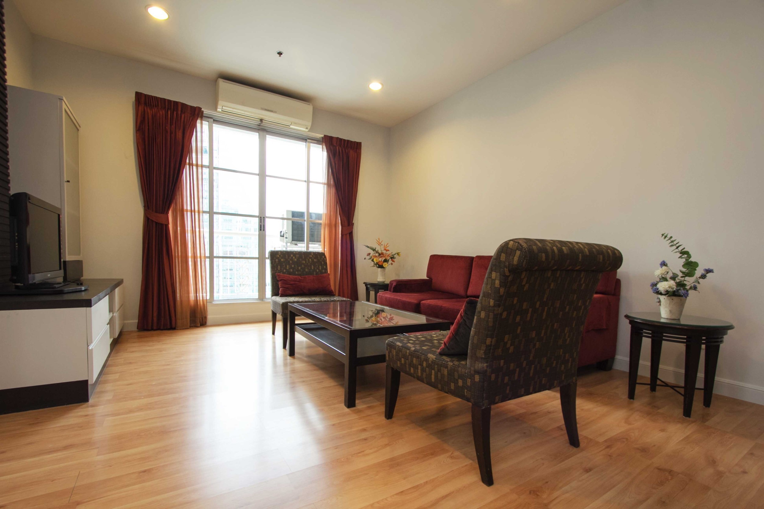 ให้เช่าคอนโด Citi Smart Sukhumvit 18 (ซิตี้ สมาร์ท สุขุมวิท18) 3 ห้องนอน 3 ห้องน้ำ ขนาด 120 ตร.ม.