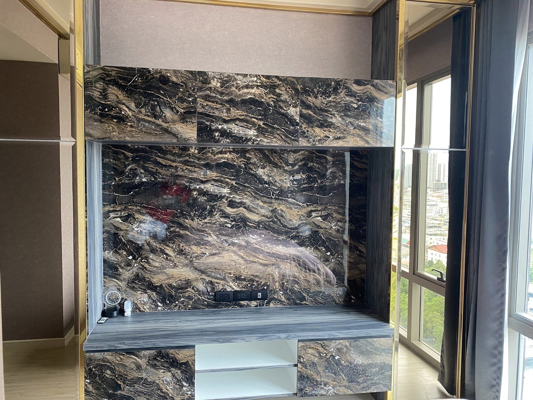 ขายคอนโด สตาร์ วิว พระราม3 ริมแม่น้ำ ชั้น 20 ขายราคา 9,900,000 บาท ห้องใหม่มาก ทำเสร็จแล้วแต่ไม่ได้อยู่ น่าอยู่มาก เรื่องวิวสวย ขนาด 77 ตรม 2 ห้องนอน