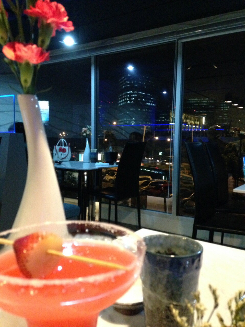 เซ้ง / เช่า ร้านค้า / ร้านอาหารในคอนโด ศุภาลัย ปาร์ค รัชโยธิน Supalai Park @ Ratchayothin เป็นห้อง 2 ชั้น พื้นที่ 104.39 ตร.ม ให้เช่าราคา. 55,000 บาทต่อเดือน