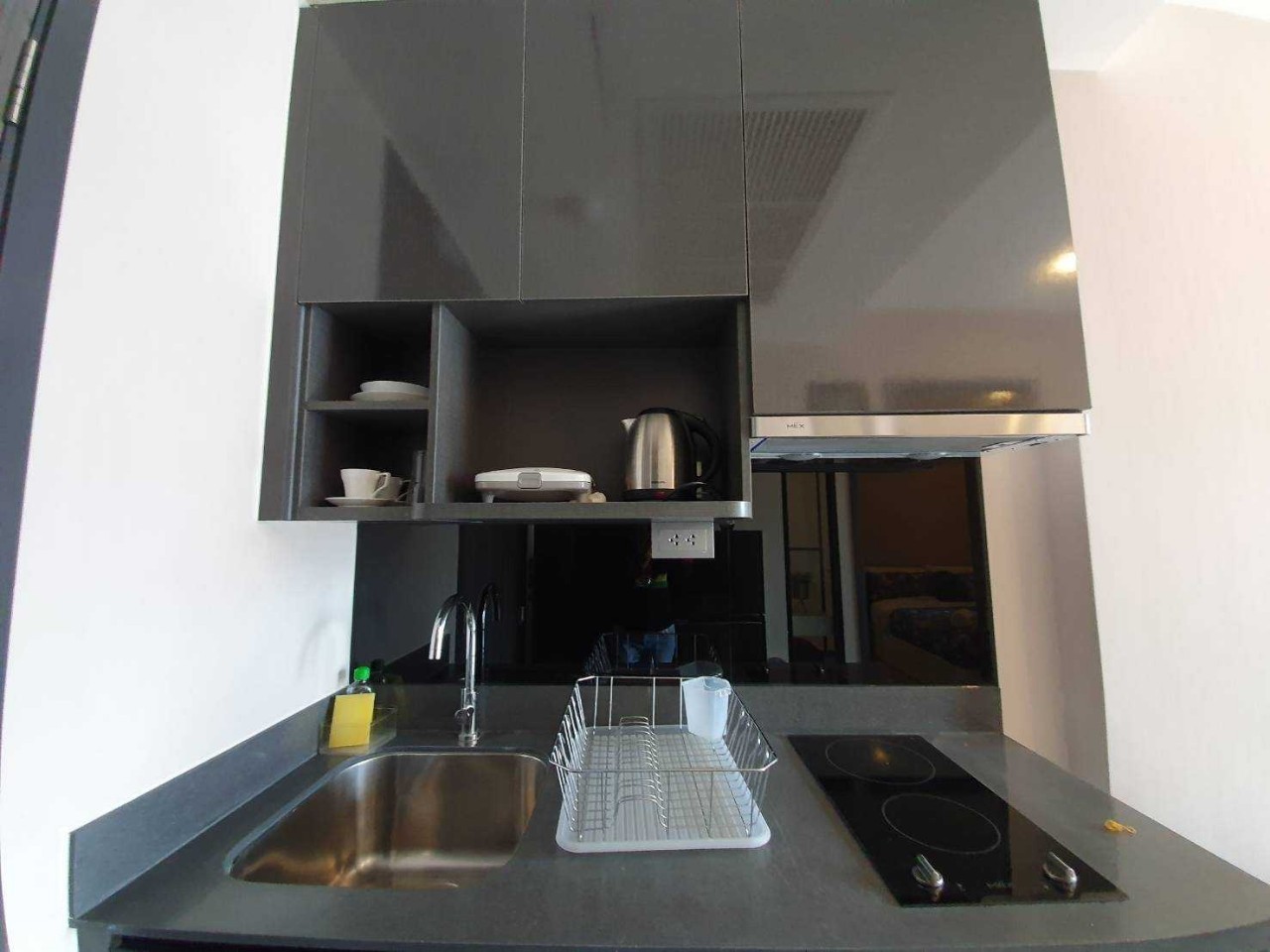 ขาย//ให้เช่า คอนโดหรู Ashton Asoke (แอชตัน อโศก) 1 ห้องนอน 1 ห้องน้ำ ห้องหัวมุม ชั้น 15