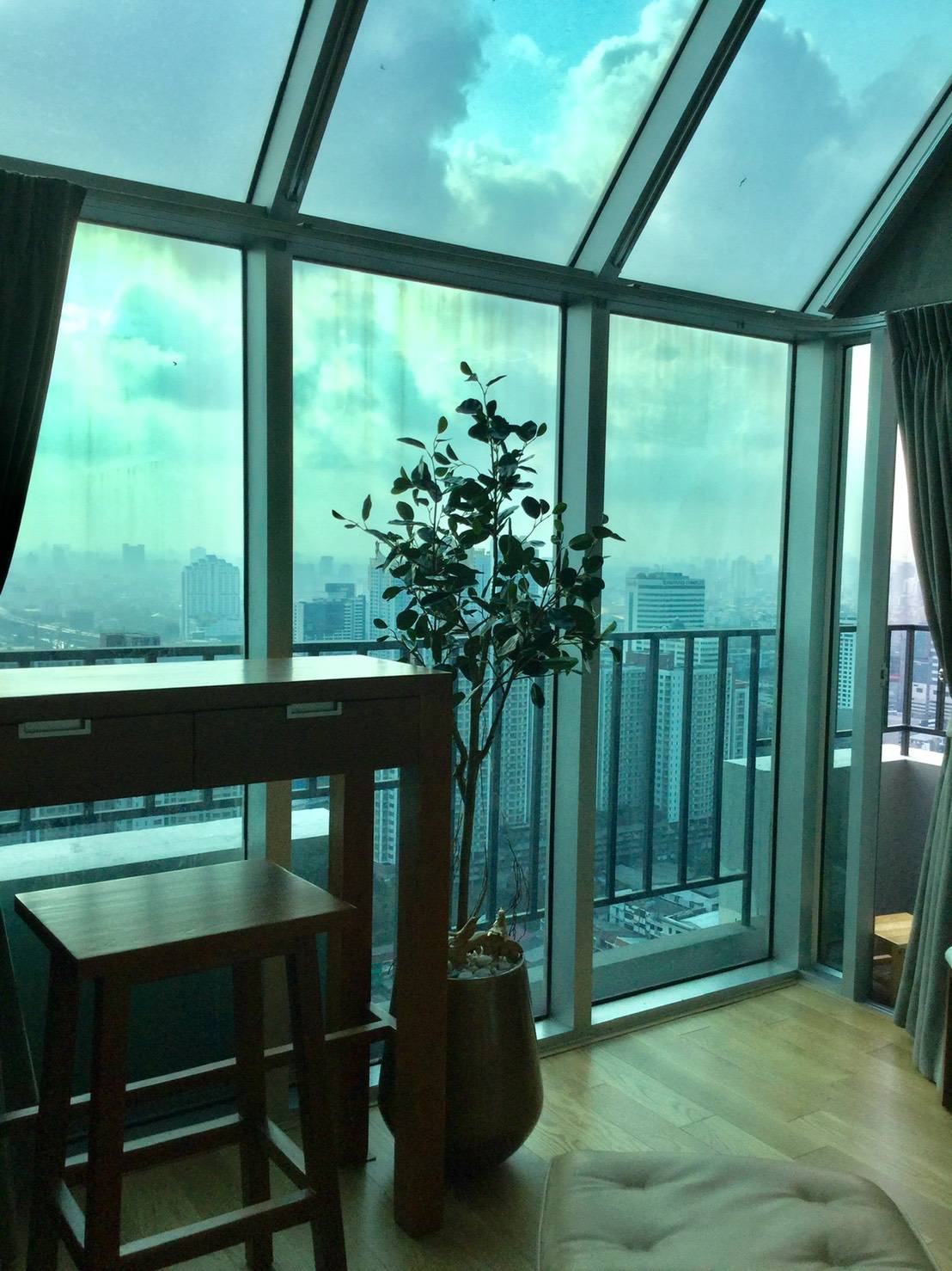 ขายคอนโด Belle Grand Rama 9 (เบ็ล แกรนด์ พระราม 9) ห้องเพ้นเฮ้าส์ penthouse fully furnished แบบ 2 ห้องนอน