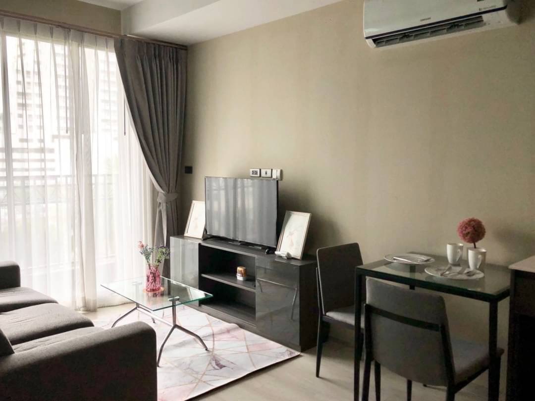 ให้เช่าคอนโด Venio Sukhumvit 10 (เวนิโอ สุขุมวิท 10) 1-Bed ระเบียงทิศเหนือ วิวเมือง