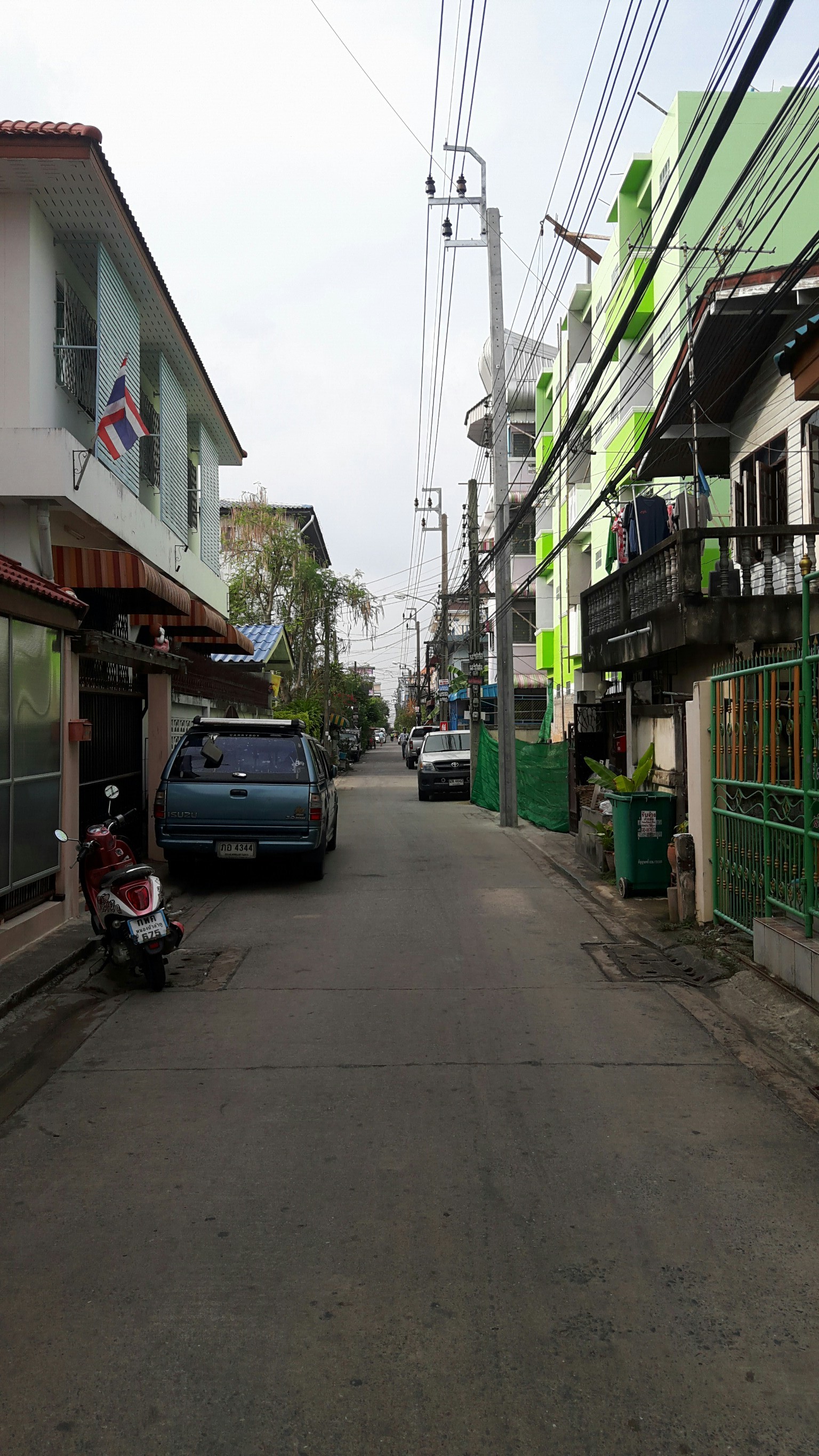 รหัสทรัพย์ 33318 ขายห้องเช่า(อพาร์ทเม้นท์ ลาดกระบัง 46 ) 2 ชั้น อยู่ในซอย ลาดกระบัง 46