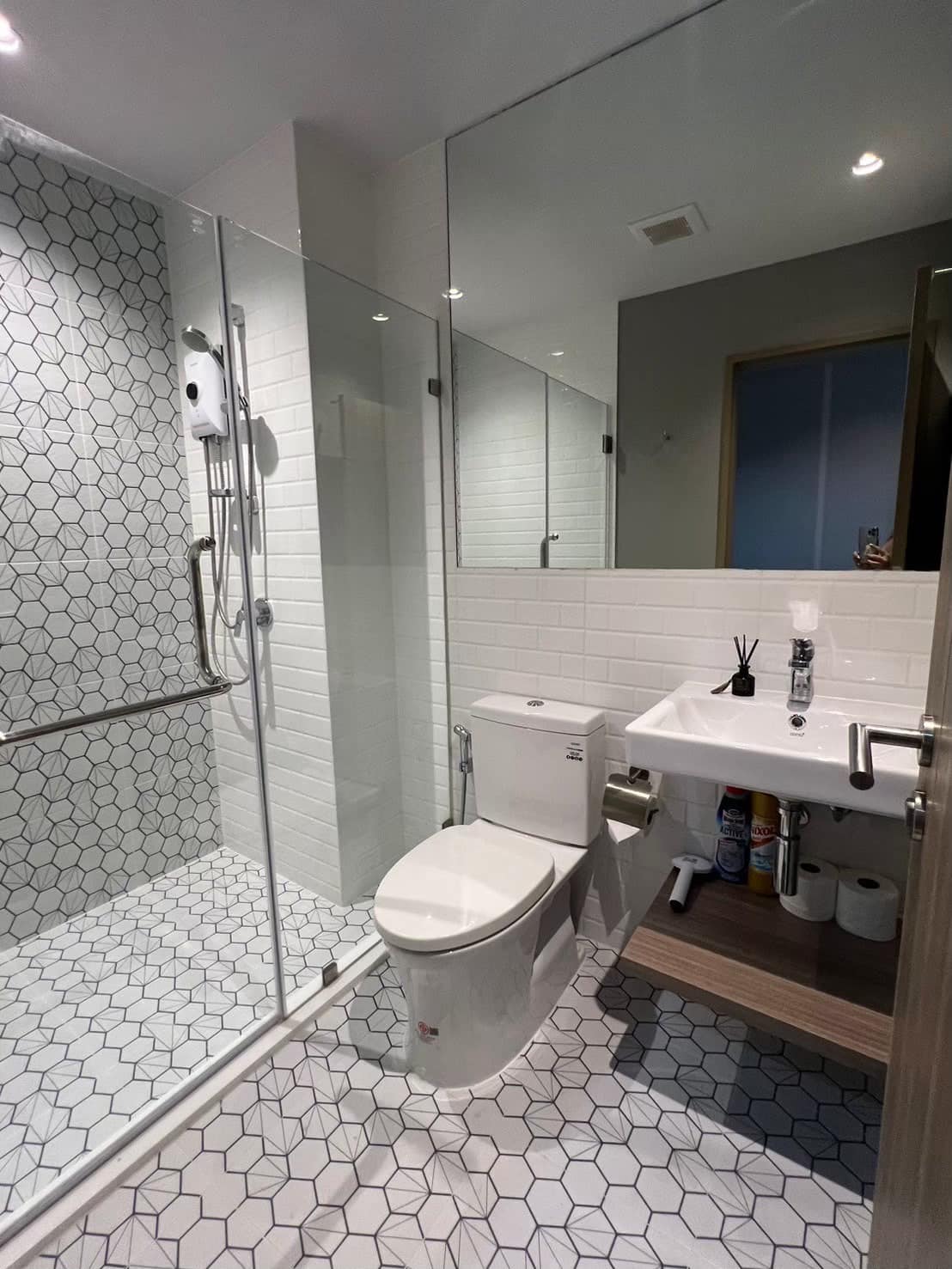 ให้เช่าคอนโด Altitude Unicorn Sathorn-Tha Phra : อัลติจูด ยูนิคอร์น สาทร-ท่าพระ ห้องมุม ห้องใหม่วิวสวย 14,500 บาท/เดือน