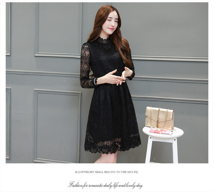 ชุดเดรสทำงานสีดำ ผ้าลูกไม้ แขนยาว กระโปรงทรงบาน