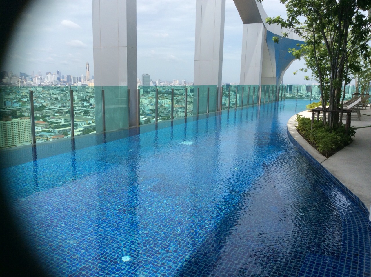 Life @ Ratchada-Huaikwang (คอนโดไลฟ์ รัชดา-ห้วยขวาง ) ให้เช่า ราคา 18,000 ต่อเดือน