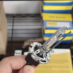 หลอดไฟ D2H-5500K DAO กลอ่งดำ ฐานเหล็ก เกดรเอ สำหรับใส่กับโปรเจคเตอร์ Hella จำนวน 1 คู่