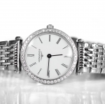 Longines La Grande Classique Quartz ขอบเพชร (Sold)