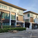 ขาย / ให้เช่าบ้านเดียว บ้านหรูใหญ่ 3 ชั้น หมู่บ้าน ลุมพินี สวนหลวง ร.9 ให้เช่า 160,000 บาท