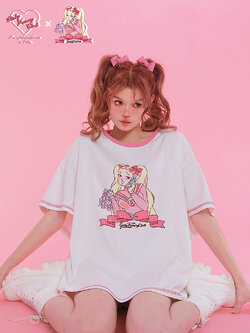 Girly Fancy Club : พรีออเดอร์ เสื้อยืดแขนสั้นคอกลมพิมพ์ลายแบรนด์มีให้เลือก 2แบบ แบรนด์แท้
