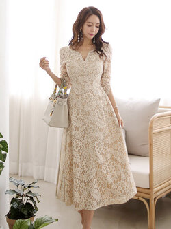 พรีออเดอร์ : เดรสยาวลูกไม้สีแอปริคอทสไตล์เกาหลี แบบสวยหวาน