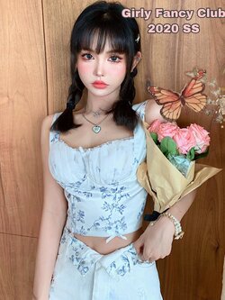 Girly Fancy Club : พรีออเดอร์ เสื้อแฟชั่นครอปสั้นลายดอกไม้ มีซิปด้านหลัง แบรนด์แท้