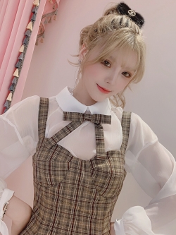 Summer Joy : พรีออเดอร์เสื้อเชิ๊ตไตล์ญี่ปุ่น JK ผ้าไนลอนแบบโปร่งบางไม่มีซับค่ะ ( สินค้าไม่รวมเกาะอกข้างใน ) แบรนด์แท้