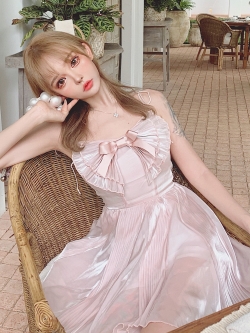 Girly Fancy Club : เดรสสายเดี่ยวแฟชั่นสไตล์หวานแบบเรียบสวยใส่สบายเนื้อไนล่อน งานแบรนด์