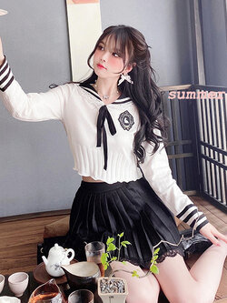 Summer Joy : พรีออเดอร์ เสื้อแฟชั่นแขนยาว ครอปสั้น แต่งปกกะลาสี แบรนด์แท้