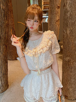 Girly Fancy Club : พรีออเดอร์ ชุดเซ็ทแฟชั่นลูกไม้น่ารักๆ ( ราคาแยกชิ้น ) เสื้อครอปสั้นคอกลม และ กางเกงขอบเอวยืดขาสั้น แบรนด์แท้