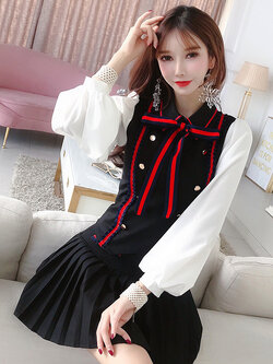 พรีออเดอร์ : ชุดเซ็ต 2 ชิ้น เสื้อแขนยาวสีขาวแต่งเสื้อกั๊กตามแบบ + กระโปรงจีบสีดำเข้าชุด