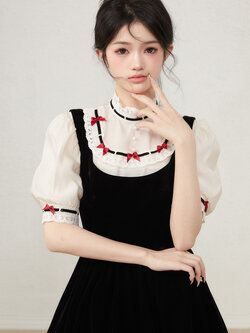 Acaine : พรีออเดอร์ ชุดเซ็ทแฟชั่น (ราคาแยกชิ้น) เสื้อเชิ้ตแขนตุ๊กตาน่ารัก และ กระโปรงเอี๊ยมสีดำกำมะหยี่ แบรนด์แท้