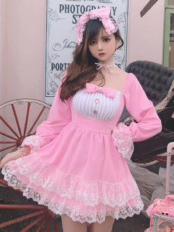 พรีออเดอร์ : เดรสแฟชั่นสไตล์โลลิต้าน่ารักๆ เนื้อผ้าขนกำมะหยี่ มีให้เลือก 2สี