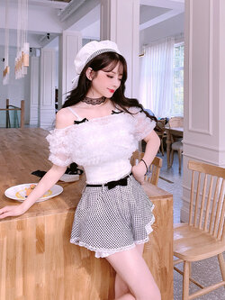 Summer Joy : พรีออเดอร์ เสื้อคลุมเกาะอกระบายครอปสั้น รุ่นสั้น ระบาย 4 ชั้น (เสื้อสายเดี่ยวตัวในราคาแยกชิ้น)