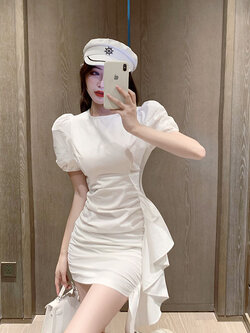 พรีออเดอร์ : เดรสแฟชั่นสไตล์เกาหลีแบบสวยเซ็กซี่ แต่งแขนฟองๆ ดีไซน์เก๋ตามแบบ มีให้เลือก 2 สี