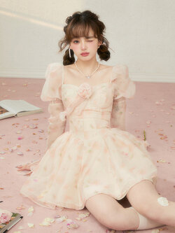 Acaine : พรีออเดอร์ เดรสกุหลาบชีฟองแขนยาวพิมพ์ลาย เปิดไหล่หวานๆ แบรนด์แท้