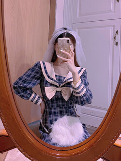 พรีออเดอร์ : เดรสยาวแฟชั่นลายสก็อต แขนยาว ด้านหลังแต่งปกกะลาสี