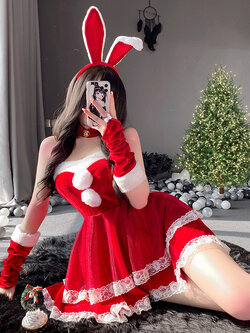 พรีออเดอร์ : ชุดซานตี้ ชุดคริสต์มาส ชุดเซ็ต 4 ชิ้น : ชุดเดรส + ปลอกคอ + ถุงมือ + คาดผมหูกระต่าย