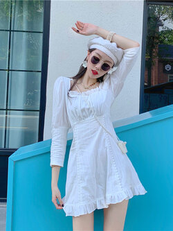 พรีออเดอร์ : เดรสแฟชั่นแขนยาวสีขาว คอกว้างตามแบบ