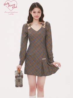Girly Fancy Club : พรีออเดอร์ เดรสแฟชั่นสไตล์ญี่ปุ่นสีน้ำตาลลายสก็อต แขนยาว แบรนด์แท้