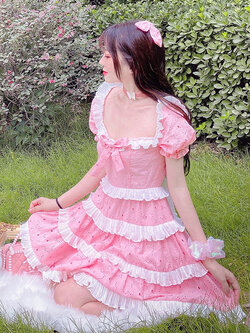 Summer Joy : พรีออเดอร์ เดรสสั้นแฟชั่นผ้าฝ้ายสีชมพูแต่งระบาย ผ่าหลังกว้างแต่งสายผูกโบว์น่ารักๆ ด้านหลัง แบรนด์แท้