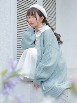 SNBL Girl : เสื้อคาร์ดิแกน เสื้อคุลมไหมพรมสีฟ้าน่ารักๆ มีกระเป๋าปักลายดอกไม้ด้านหน้า แบรนด์แท้