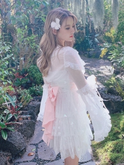 Summer Joy : พรีออเดอร์ เสื้อคลุมแขนยาวแต่งสายริบบิ้น ช่วงตัวสั้นหวานๆ (ราคาสินค้าไม่รวมชุดเดรส) แบรนด์แท้