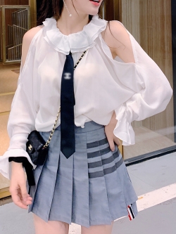 Summer Joy : กระโปรงแฟชั่นสไตล์ญี่ปุ่นสีเทาจีบรอบ แต่งแถบเส้นตามแบบ แบรนด์แท้