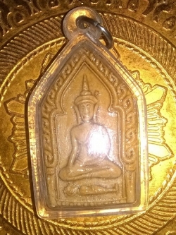 พระผงขุนแผนเรือนแก้ว หลวงพ่อลำใย วัดทุ่งลาดหญ้า กาญจนบุรี