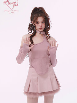 Girly Fancy Club : พรีออเดอร์ ชุดเซ็ทแฟชั่น (ราคาแยกชิ้น) เสื้อยืดแขนยาวเข้ารูป เปิดไหล่แต่งสายเข็มขัดปลอกคอ / กระโปรงหนังแต่งขนนุ่ม แบรนด์แท้