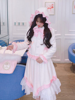 Summer Joy : พรีออเดอร์ เสื้อแจ็คเก็ตกันหนาวผ้าขนหนา มีฮู๊ด แต่งระบายน่ารักๆ และ กระโปรงแฟชั่นแต่งระบายน่ารักๆ ตามแบบ มีให้เลือกแบบสั้นและแบบยาว (ราคาสินค้าแยกชิ้น) แบรนด์แท้