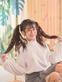 SNBL Girl : พรีออเดอร์เสื้อกันหนาวแขนยาวสีขาวน่ารักๆ แบรนด์แท้