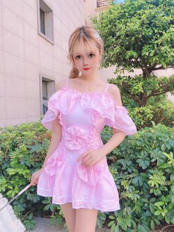 พรีออเดอร์ : เดรสสั้นมินิ แฟชั่นสไตล์หวานเปิดไหล่